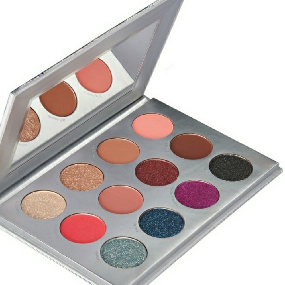 NIB. PUR FESTIVAL 2.0

Eyeshadow Palette